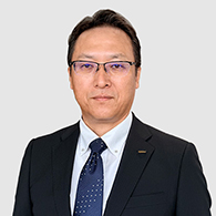 代表取締役社長 amp; 山崎 秀和